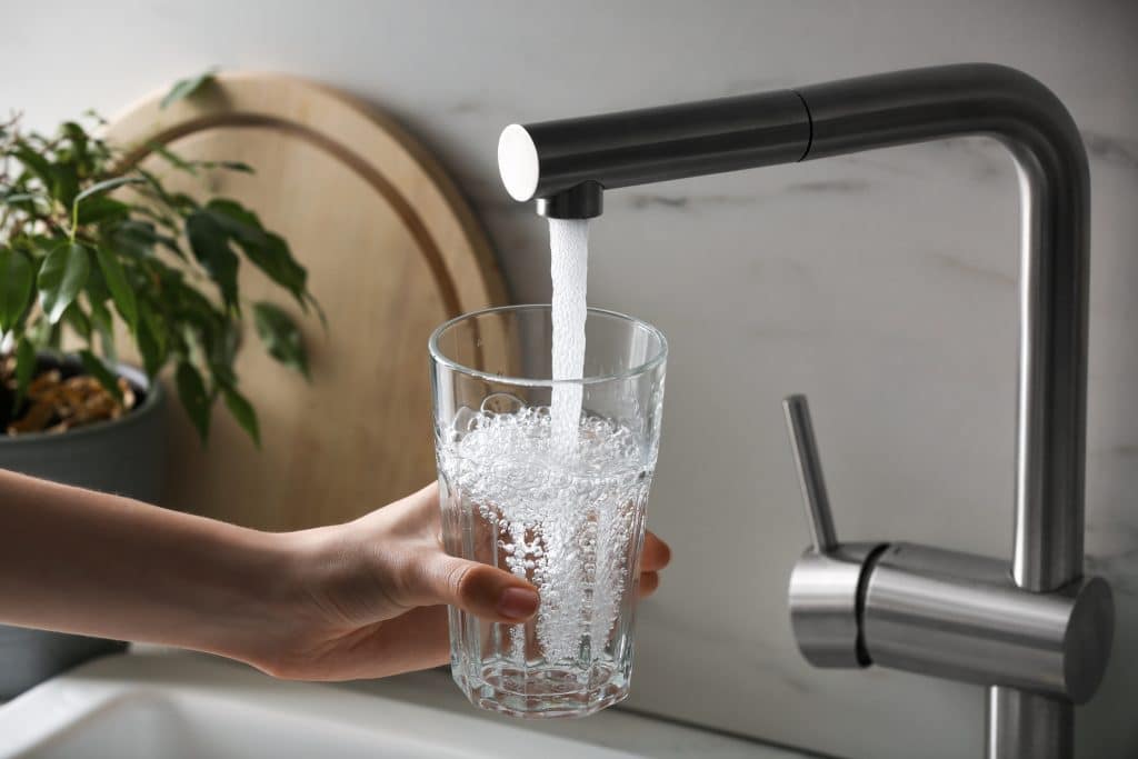 kitchen faucet